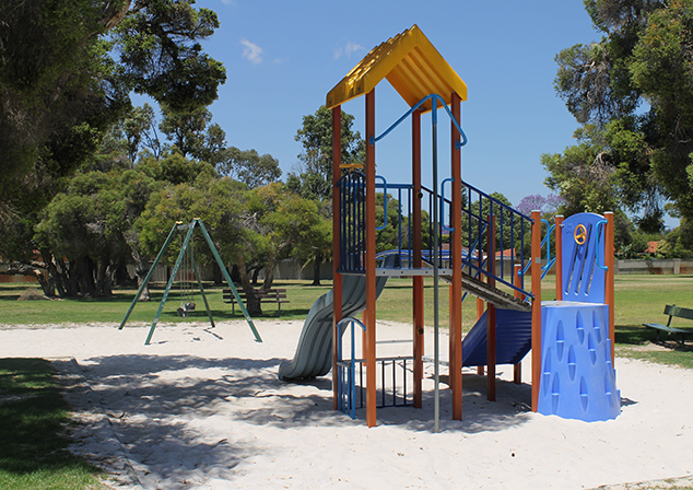 Playground at Bob Gordon Reserve