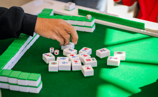 Mahjong players