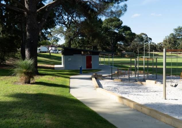 photo of playground and clubrooms at bert jeffery park